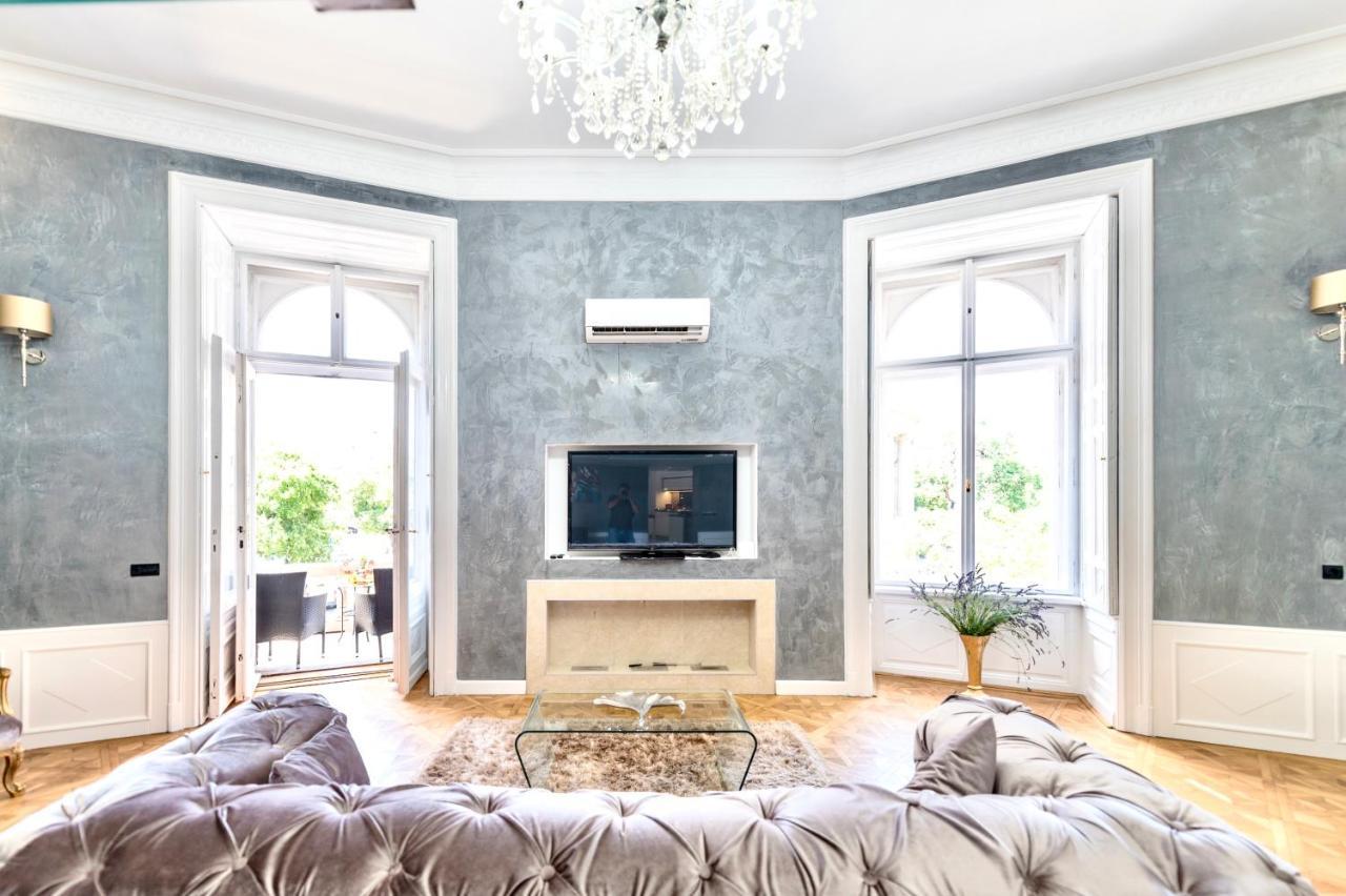 Top Luxury Suites Budapeste Exterior foto