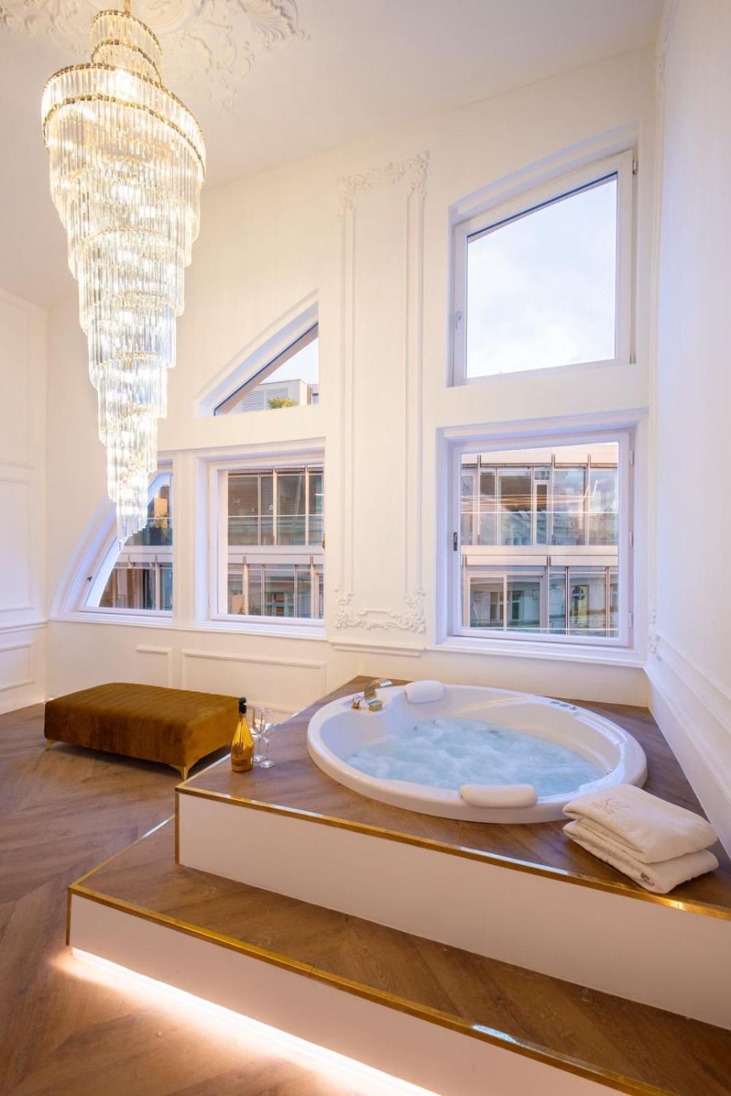 Top Luxury Suites Budapeste Exterior foto