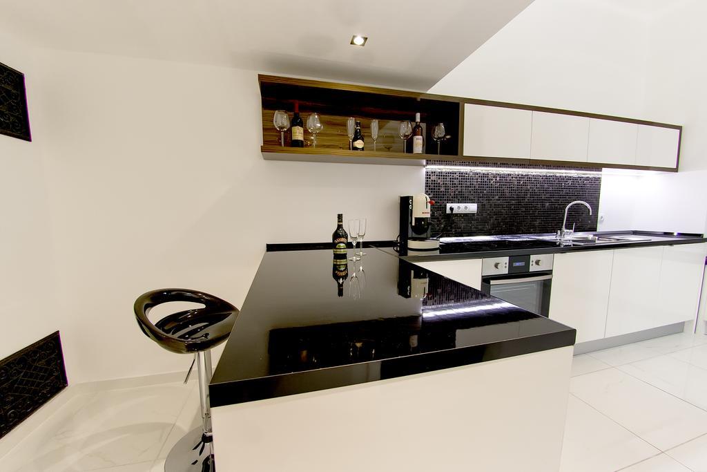 Top Luxury Suites Budapeste Exterior foto